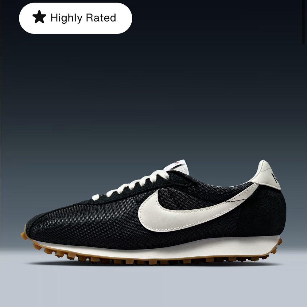 Nike Women's Black and White Sneakers